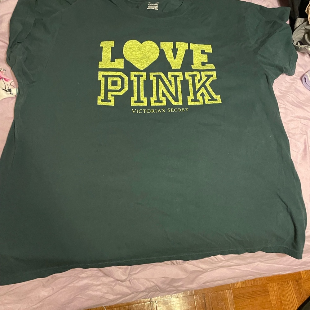 Victoria's Secret  Green T-Shirt